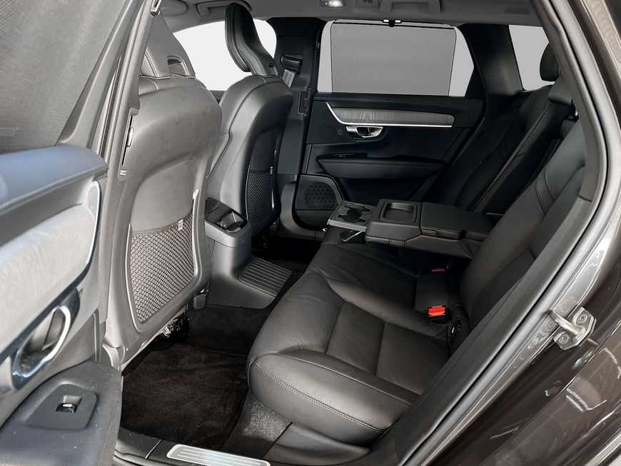 Volvo  T6 Recharge AWD  Glasd 360° Navi LED