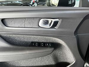 Volvo  Momentum Core