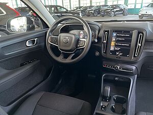 Volvo  Momentum Core