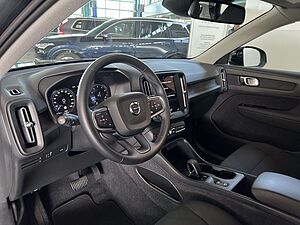 Volvo  Momentum Core