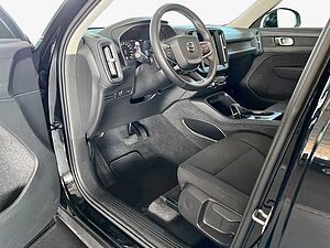 Volvo  Momentum Core