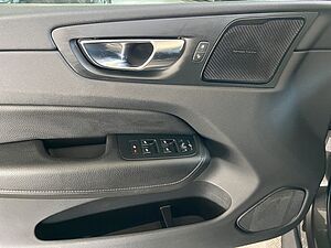 Volvo  Momentum Pro