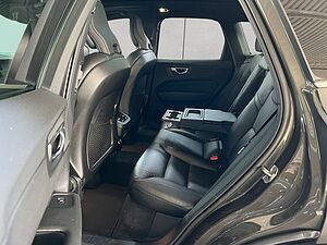 Volvo  Momentum Pro