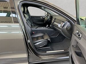 Volvo  Momentum Pro