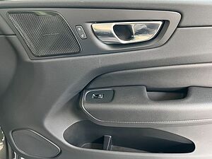 Volvo  Momentum Pro