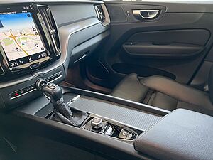 Volvo  Momentum Pro