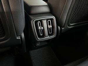 Volvo  Momentum Pro
