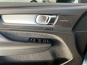 Volvo  19'