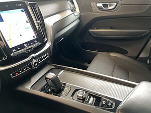 Volvo  Momentum Pro