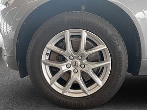 Volvo  Momentum Pro