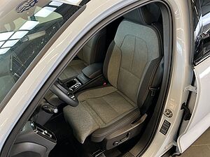Volvo  Plus Dark