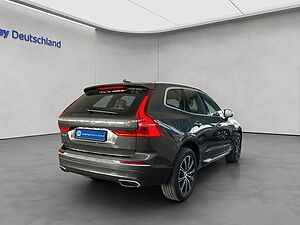 Volvo  T8 Twin-Engine AWD  Glasd PilotAssist