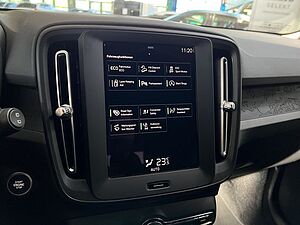 Volvo  Momentum Core