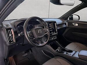 Volvo  Momentum Pro