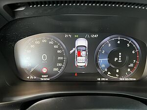 Volvo  Momentum Pro