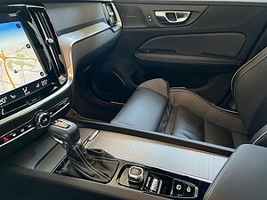 Volvo  T6 AWD  Aut Glasd HeadUp PilotAssist