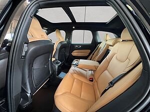 Volvo  T6 AWD Recharge  Glasd 360° PilotAssist