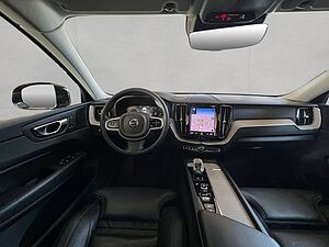 Volvo  B4 AWD  Aut Belüftete-Massagesitze