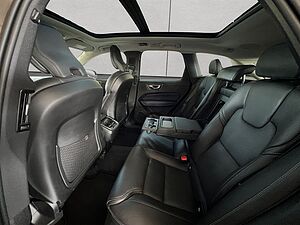 Volvo  B4 AWD  Aut Belüftete-Massagesitze