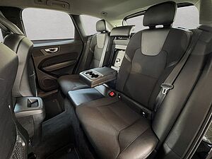 Volvo  Momentum Pro