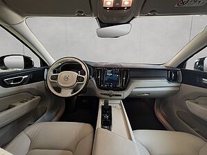 Volvo  Momentum Pro