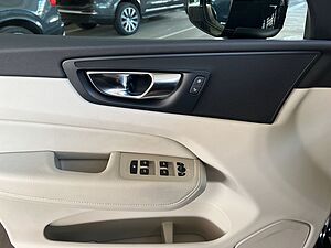Volvo  Momentum Pro