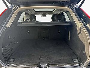 Volvo  Plus Dark