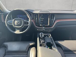 Volvo  Plus Dark