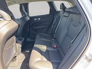 Volvo  Plus Dark