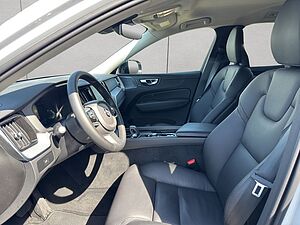 Volvo  Plus Dark