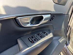 Volvo  Plus Bright