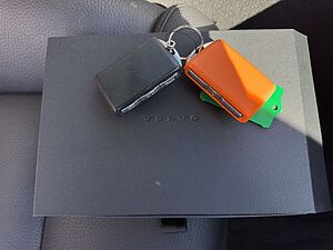 Volvo  Plus Bright