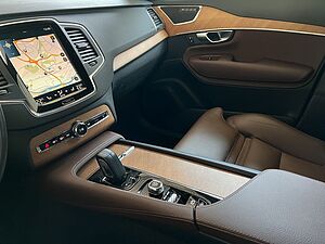 Volvo  Momentum Pro