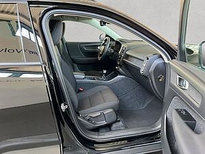 Volvo  Momentum Core