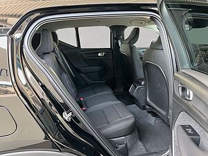 Volvo  Momentum Core