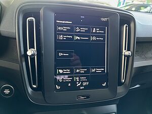Volvo  Momentum Core