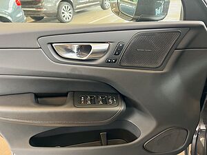 Volvo  Ultimate Bright