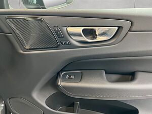 Volvo  Ultimate Bright
