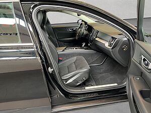 Volvo  Momentum Pro