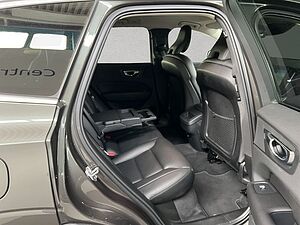 Volvo  Momentum Pro