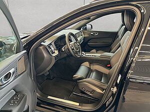 Volvo  Plus Dark