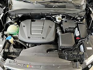 Volvo  Momentum Core