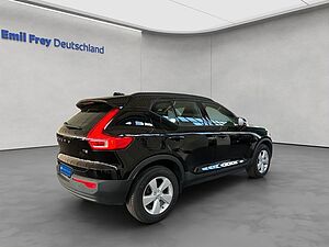 Volvo  Momentum Core