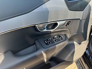Volvo  Plus Bright