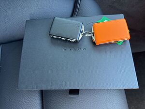 Volvo  Plus Bright