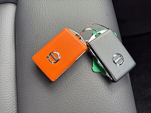 Volvo  Plus Bright