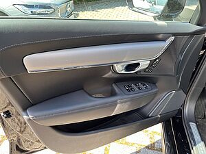 Volvo  Plus Bright