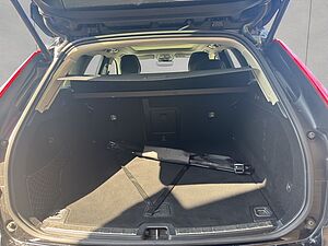 Volvo  Plus Dark