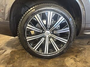 Volvo  Plus Bright