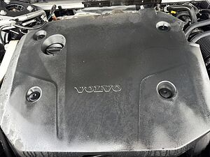 Volvo  Plus Bright